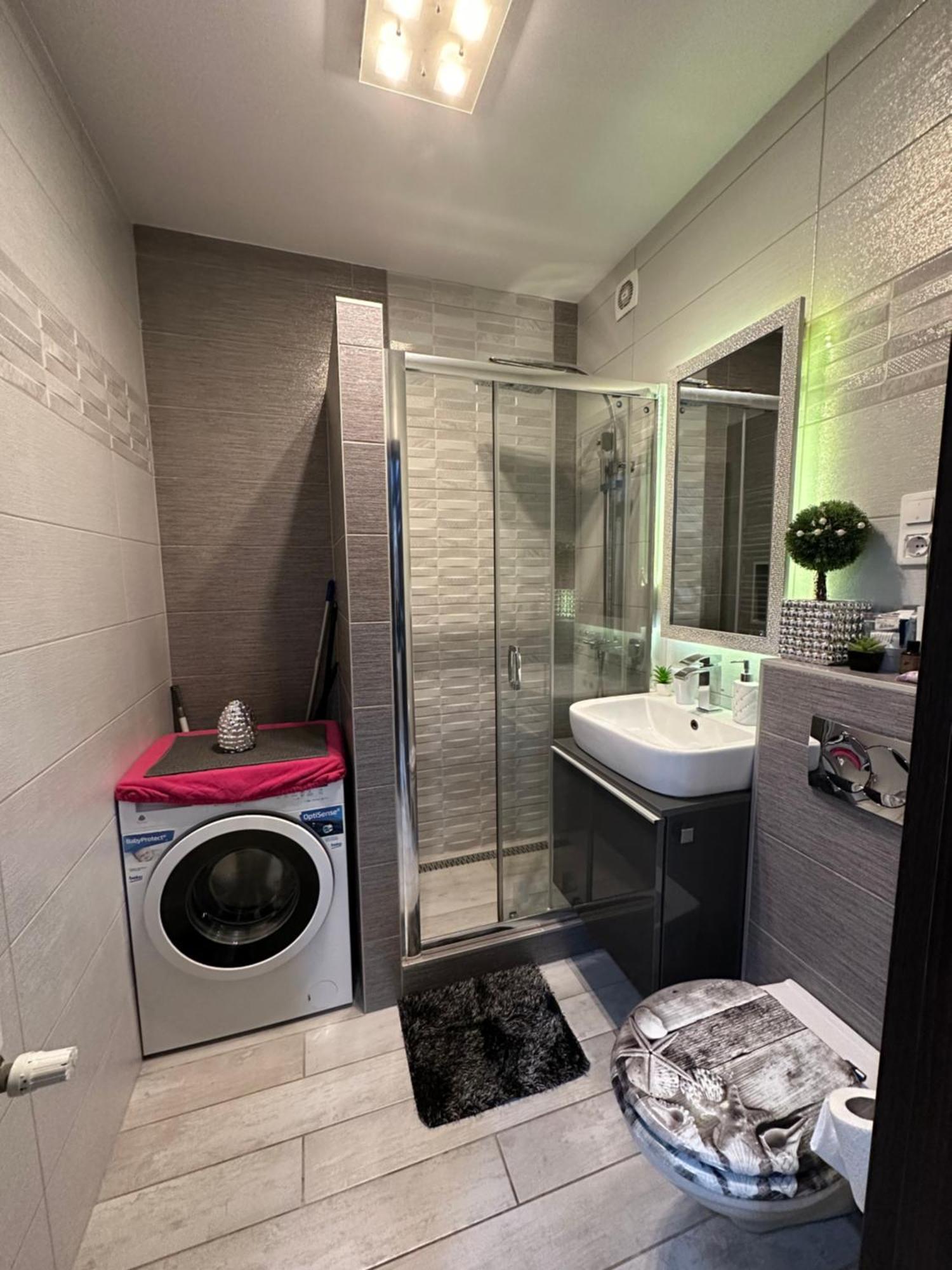 Gina Apartman Debrecen Exterior photo