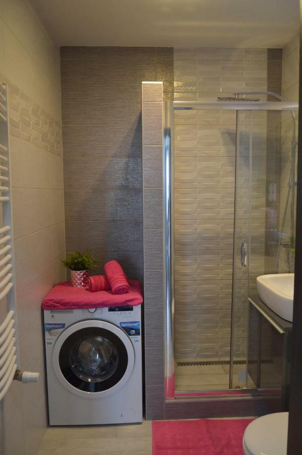 Gina Apartman Debrecen Exterior photo
